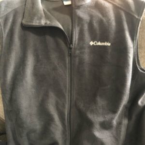 Mens Columbia fleece vest